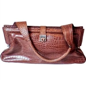 EUC 💞 Tan/brown faux leather crocodile handbag